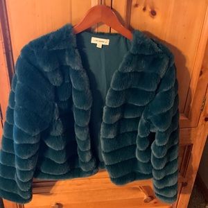 ee:some very soft cropped jacket